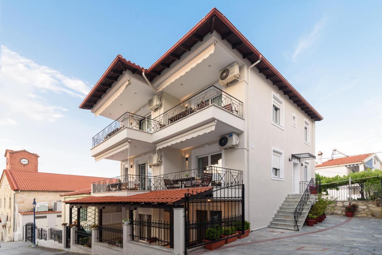 Ariana Apartments Polychrono Exterior foto